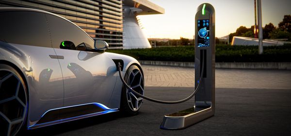 VW, Strategic Resources, Infineon: EVs, Raw Materials and Chips - Three perspectives on the Auto Industry's Transformation