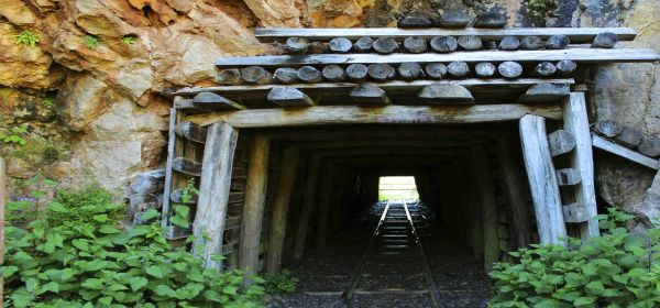 China's Stranglehold and the Achilles' Heel of Military Build-Up: The Thriller Involving Rheinmetall, RENK, and Antimony Resources