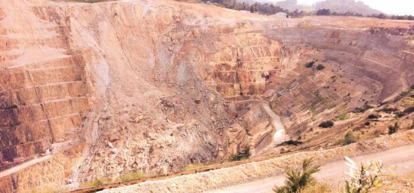 Concrete Gold, Tank Transmissions and Critical Raw Materials: How Bold Investors Could Benefit from Vonovia, Renk and Strategic Resources