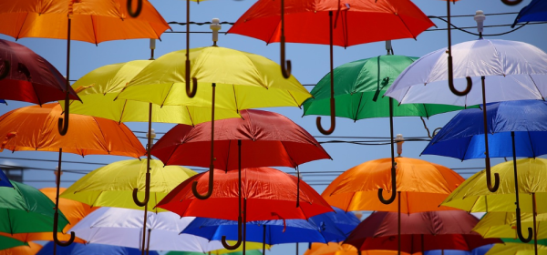 Oil Volatility Shakes Markets &ndash; Life Sciences Stocks Back in Focus: Bayer, Vidac Pharma, Valneva, Novo Nordisk, and Pfizer