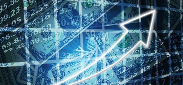 SAP in free fall! RE Royalties soaring - and how is Bayer's turnaround progressing?