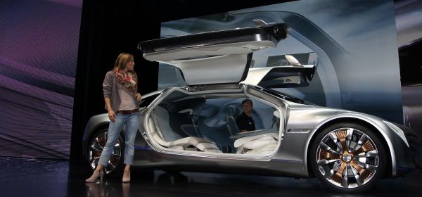 Volkswagen in a tight spot: Why European Lithium and Standard Lithium are now the more valuable players